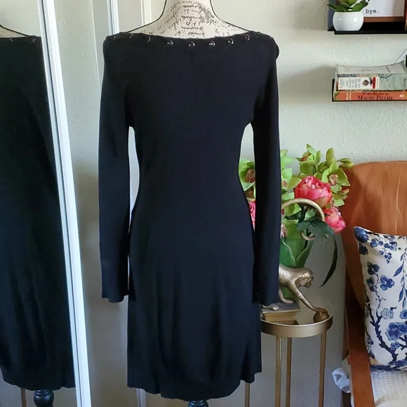 Lacing Detail Knit LBD - Picture 5 of 6